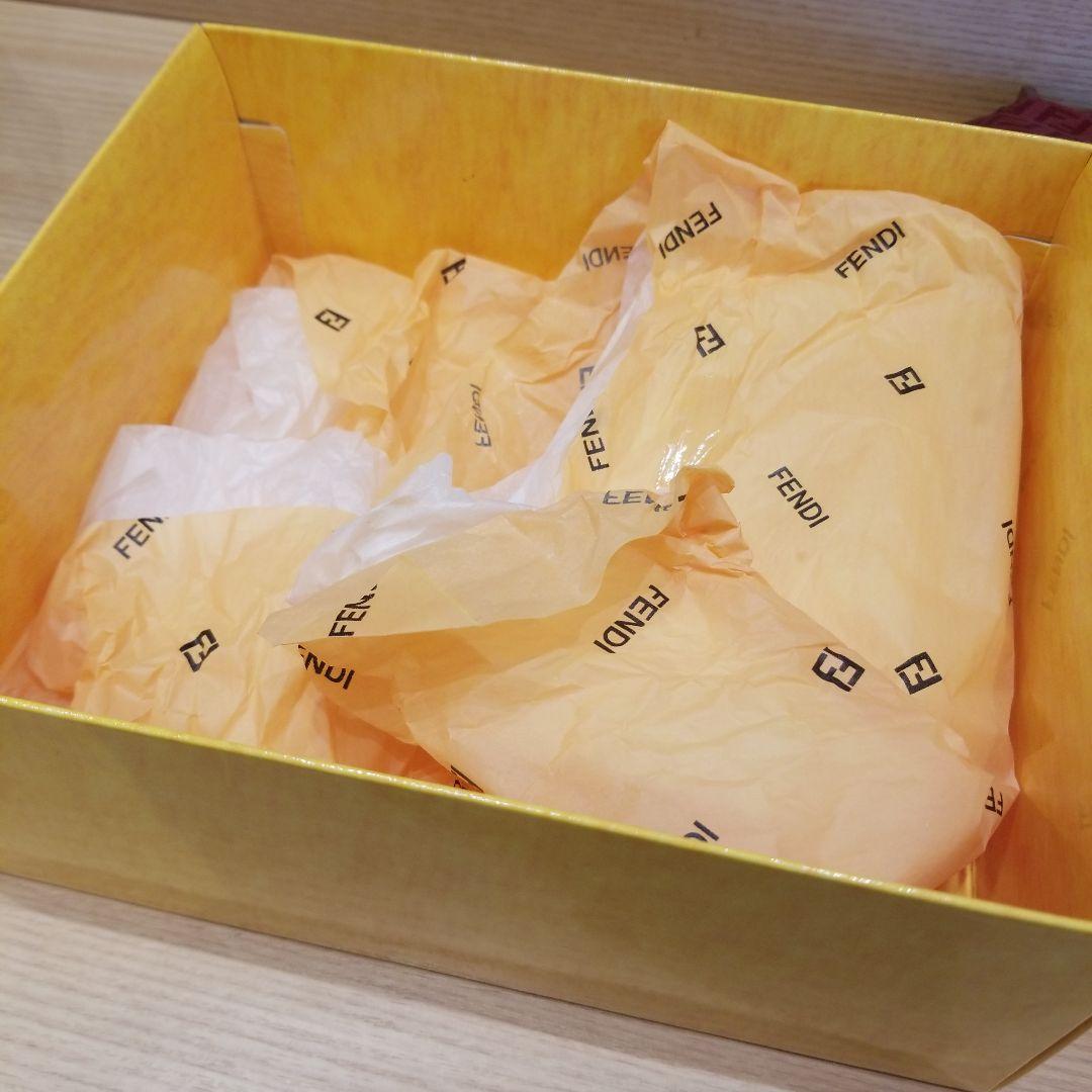 美品　FENDI ワインレッド ショルダーバッグ