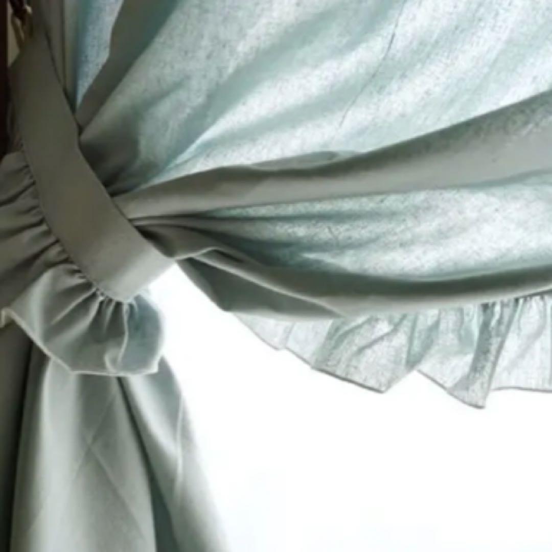 【送料込み】【新品未使用】フリルリネンカーテン2枚組、ピンク！