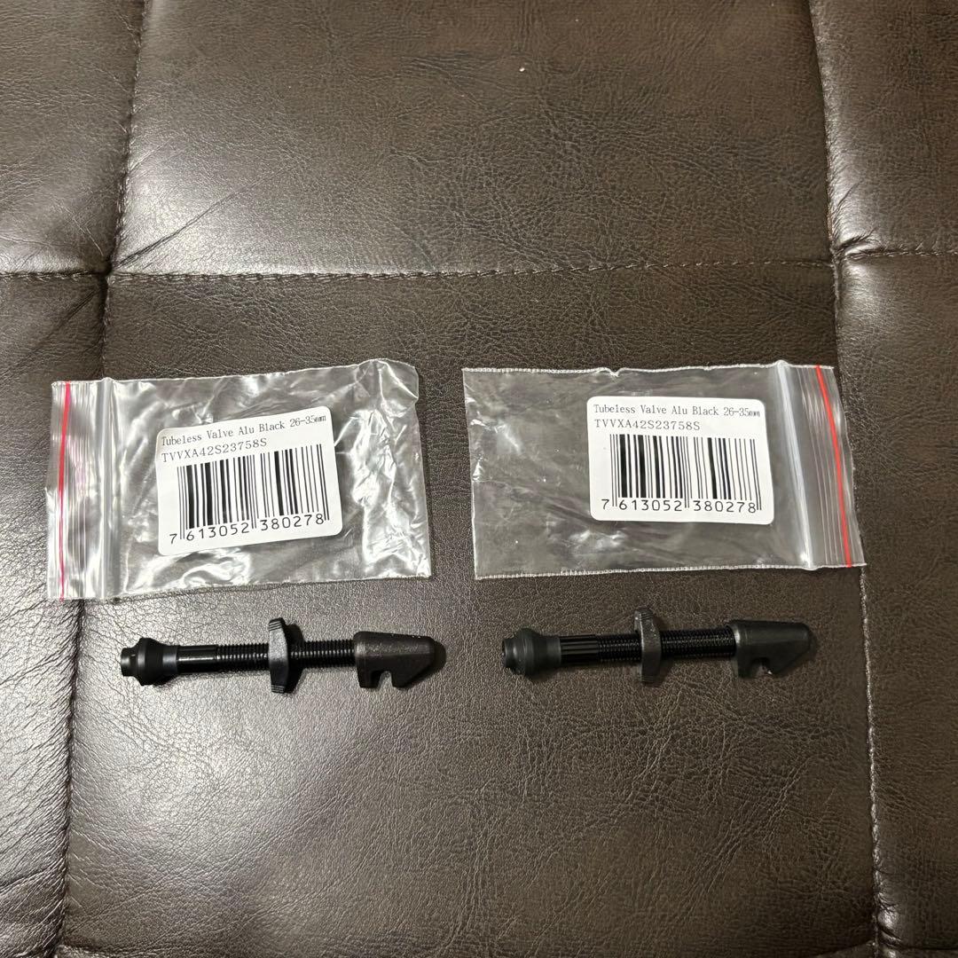 中古 リアホイール DTSWISS ERC1100 DICUT35 DB用