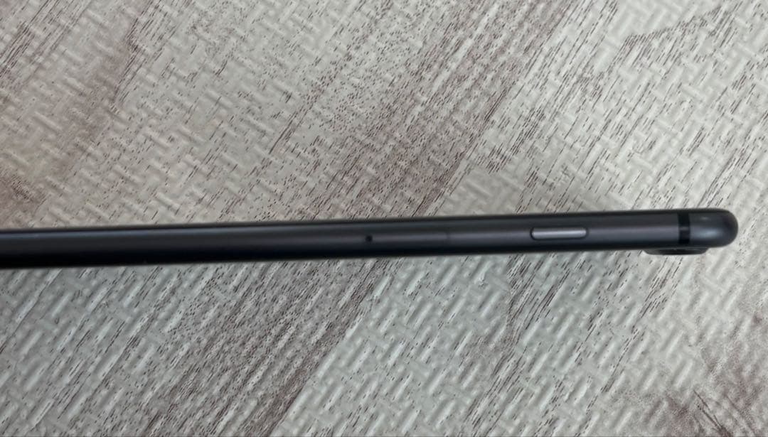 iPhone 8プラス　　　　　　　　　Apple iPhone8Plus 本体