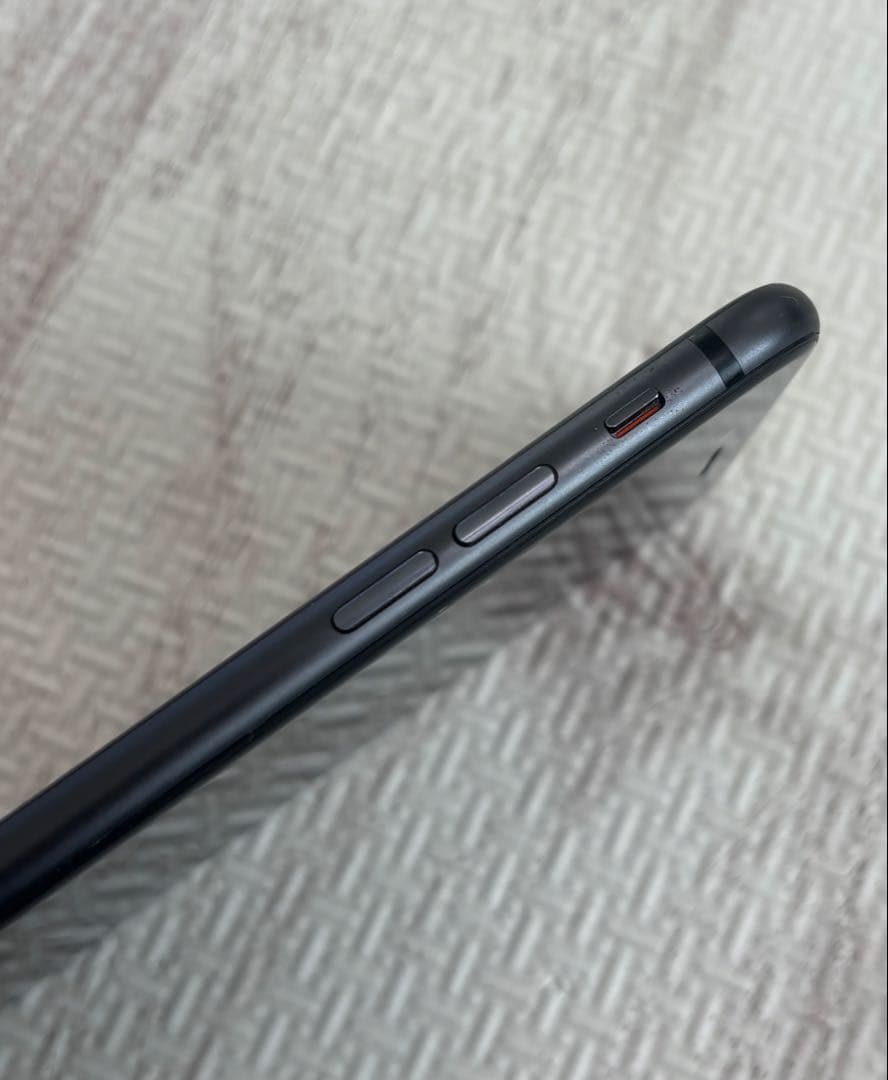 iPhone 8プラス　　　　　　　　　Apple iPhone8Plus 本体