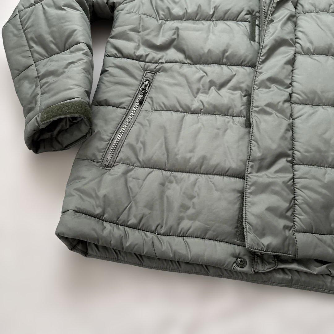 HELLY HANSEN アウター　ダウン　Mサイズ