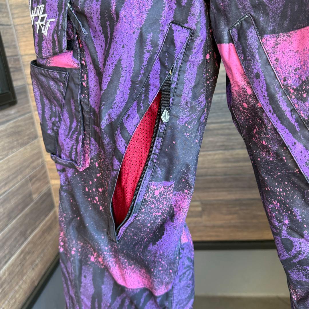 volcom gigiruf スノーボードパンツ 男女兼用　XS
