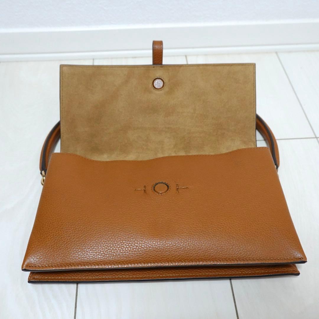 トッズ　T タイムレス　レザー　フラップ　ハンドバッグ ミニ　2way