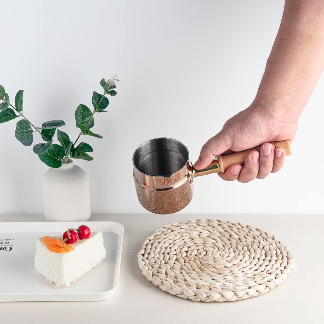 ステンレス製ソースパン、IH対応、400ml、目盛付き、アンティークゴールド色、