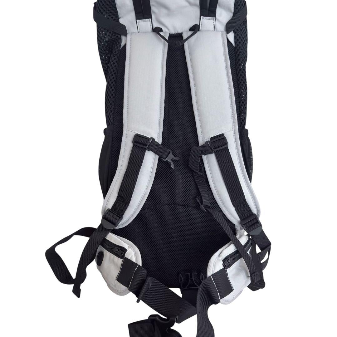 K9 KNAVIGATE バックパック 犬用キャリーバッグ ホワイト Lリュック