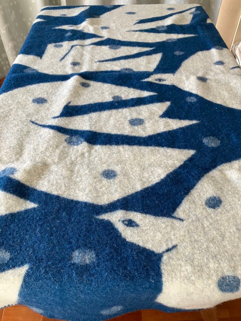 【クリーニング済】クリッパン　ミナペルホネン エコウールブランケット　毛布