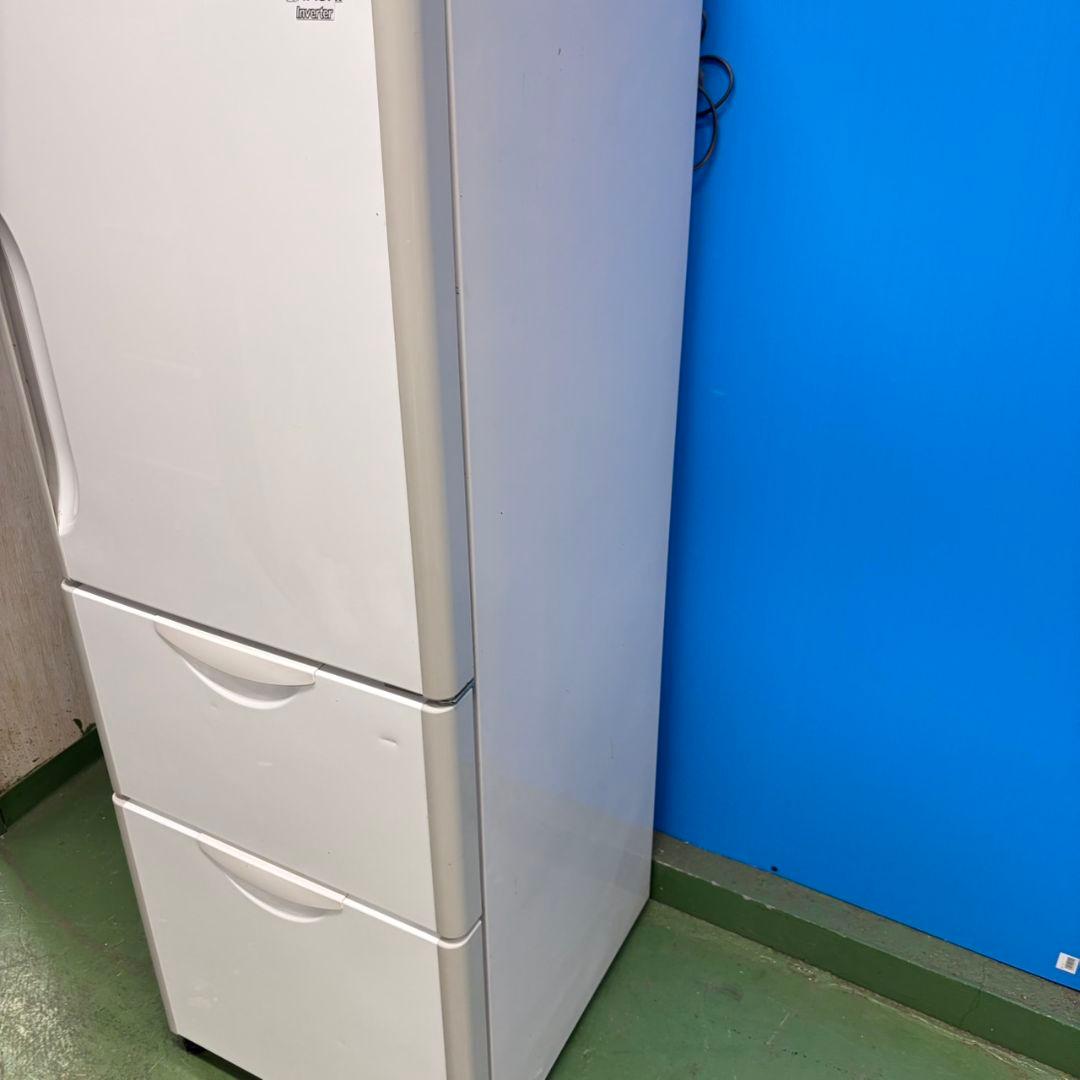 703 冷蔵庫　小型　大型　一人暮らし　200L〜300L　右開き　半年保証