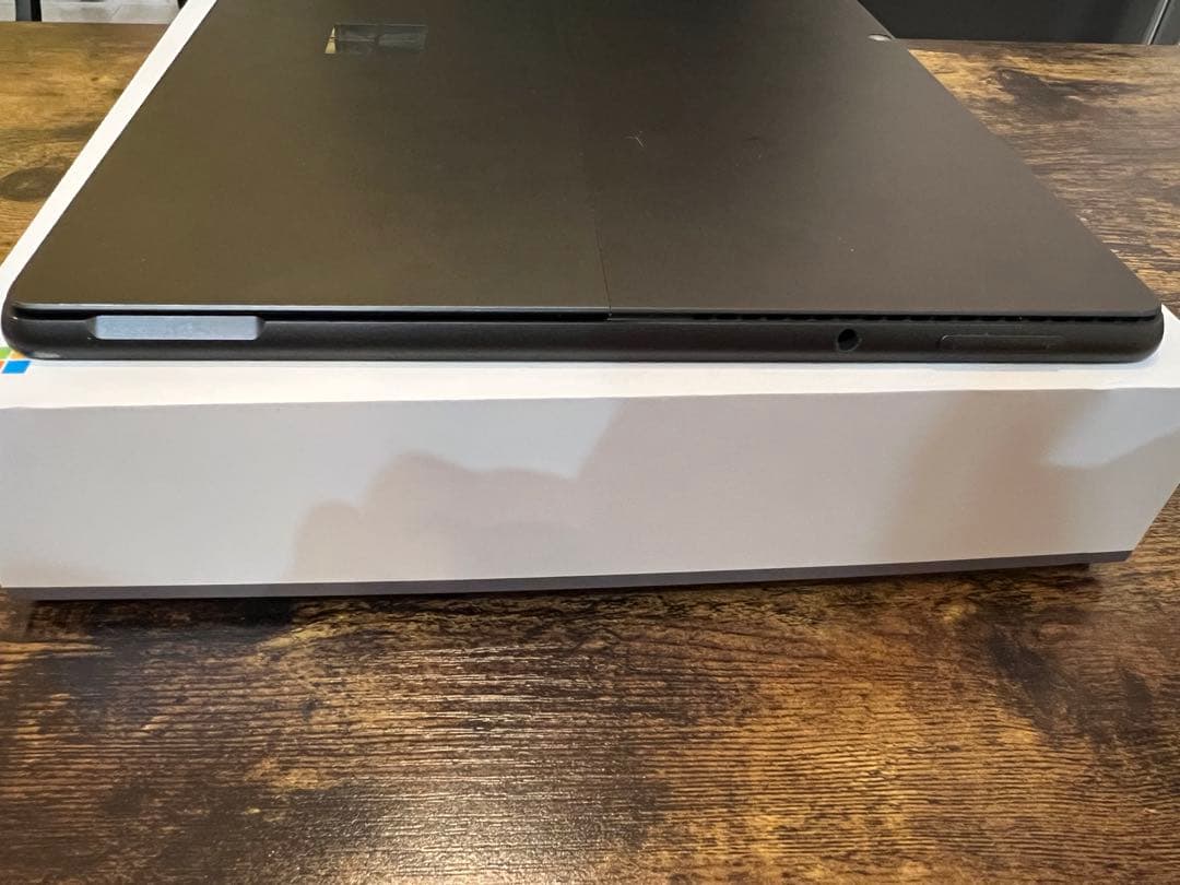 Surface Pro 8 (i7, 16GB, 256GB)キーボードペン付き