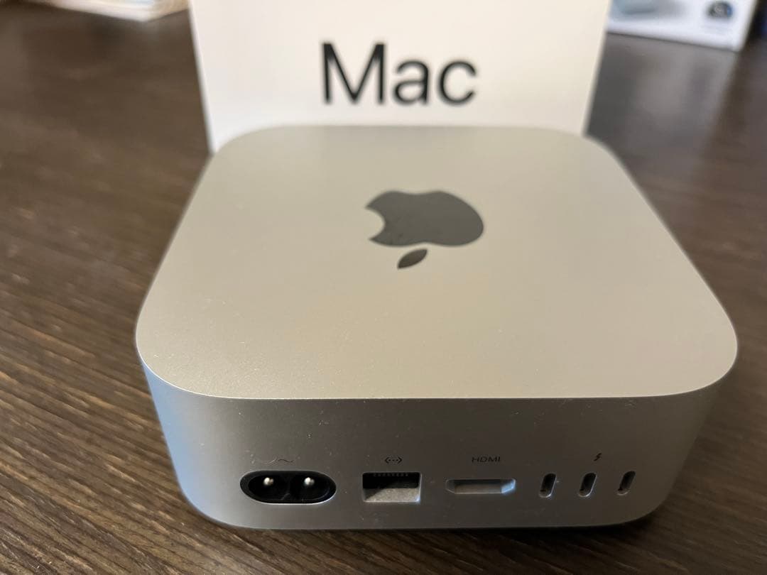 Mac Mini M4 256GB ベースモデル 来年1/1まで限定保証つき