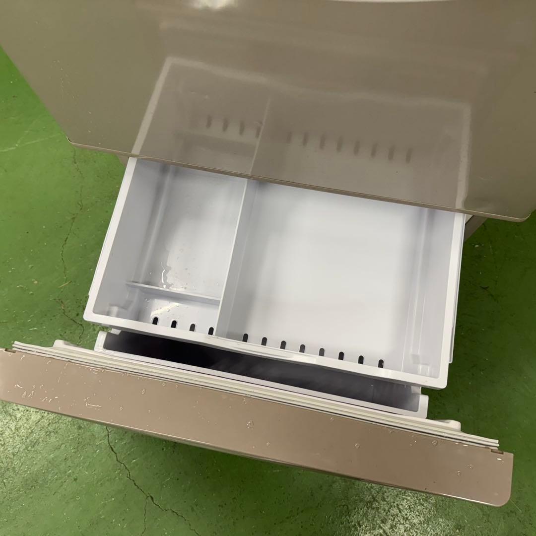 228 日立　大型冷蔵庫　300L強　小型　家庭用　右開き　自動製氷　大人気