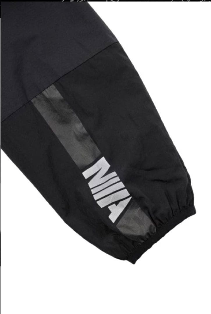 ★断捨離出品中★　 ウインドブレイカー　XL 新品