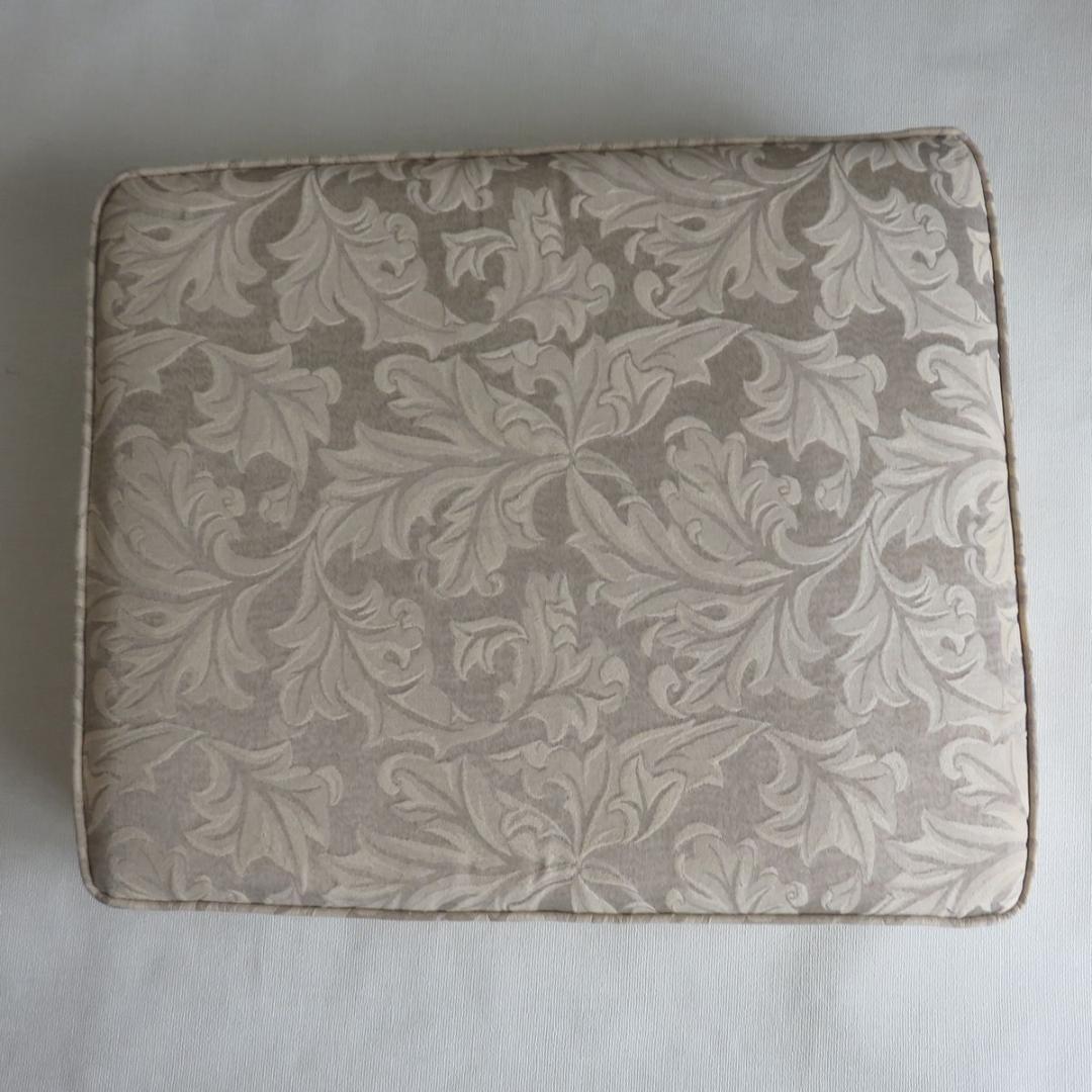 カリモク ドマーニ　一人掛けソファ