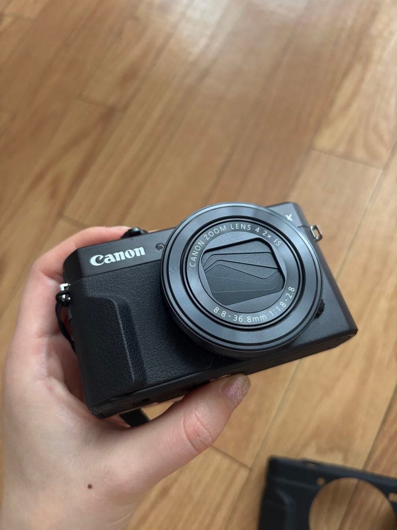Canon G7 X 2カメラ