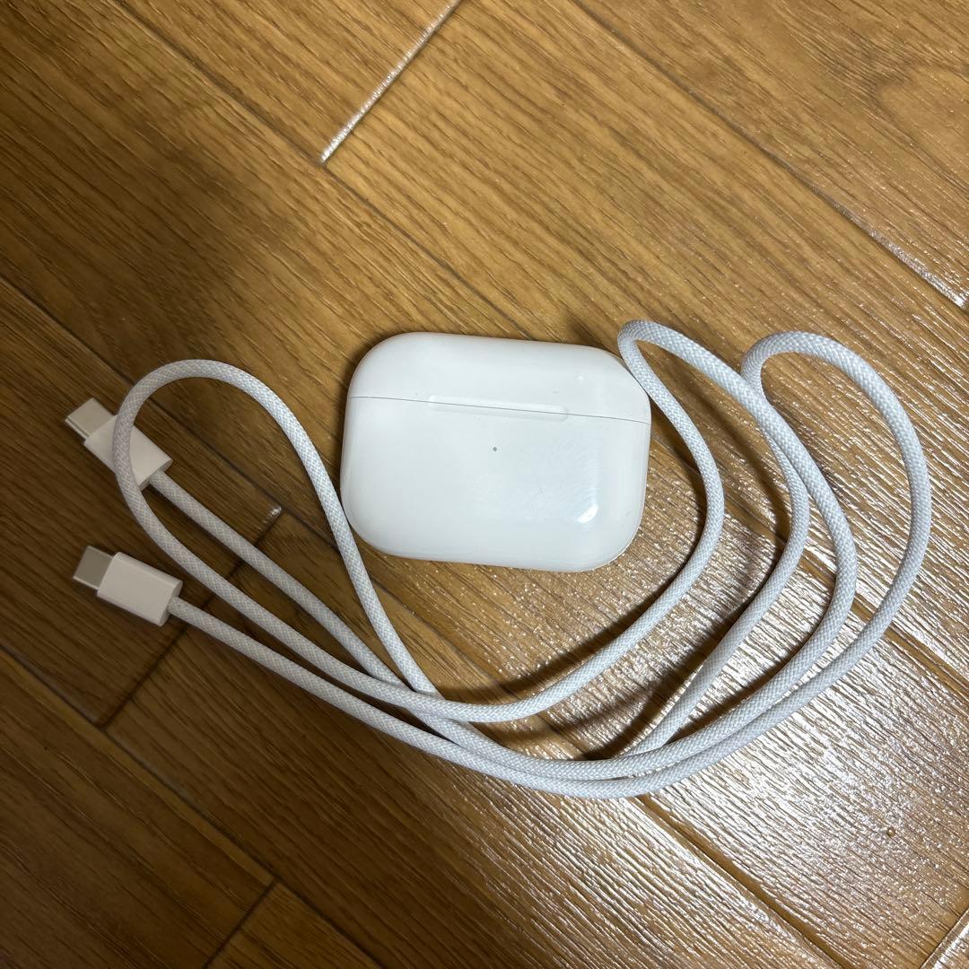 AirPodsPro2本体 ホワイト 充電ケース付き 充電線付き