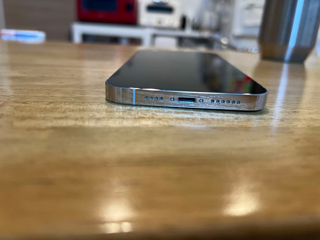 極美品　iPhone14ProMax 中古本体