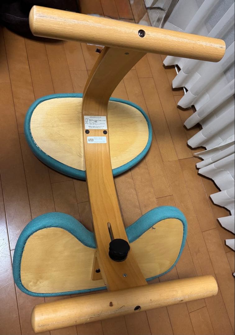 名古屋　引取り限定　リボ社 バランスチェア バランスイージー 2脚セット