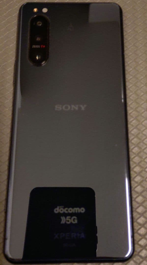 SONY Xperia 5 II 5G docomo 本体 画面縦線あり