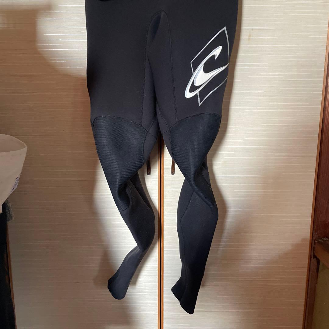 専用　O'Neill SUPERFREAK ウェットスーツ S黒