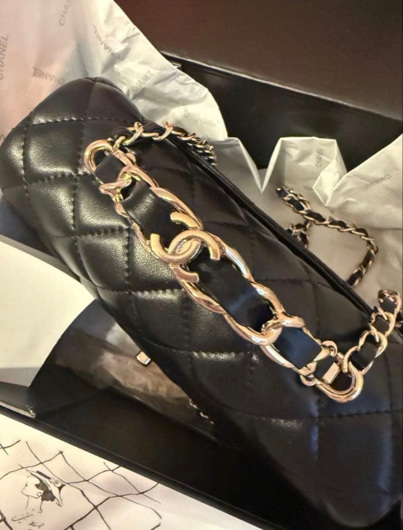 CHANEL トップハンドル フラップ ラムスキン