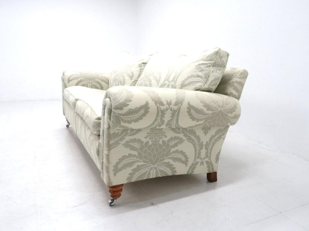 展示品　IDC大塚家具　デュレスタ　3人掛けソファ　トリプルソファ　モダン