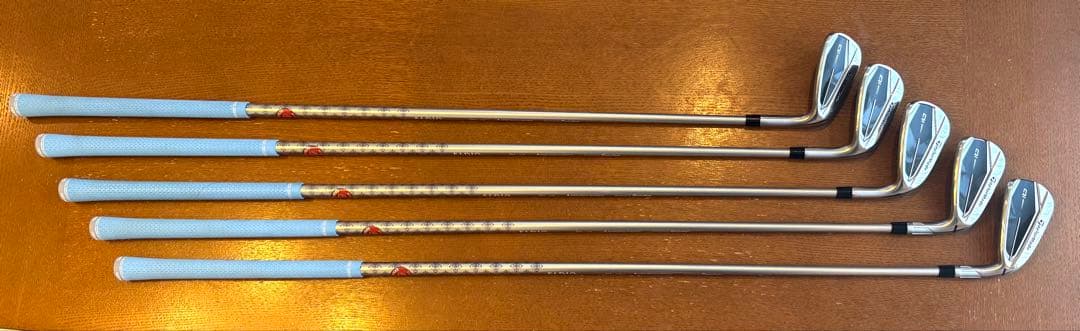 テーラーメイド Qiレディース アイアン(A) #7〜AW (カスタムオーダー)