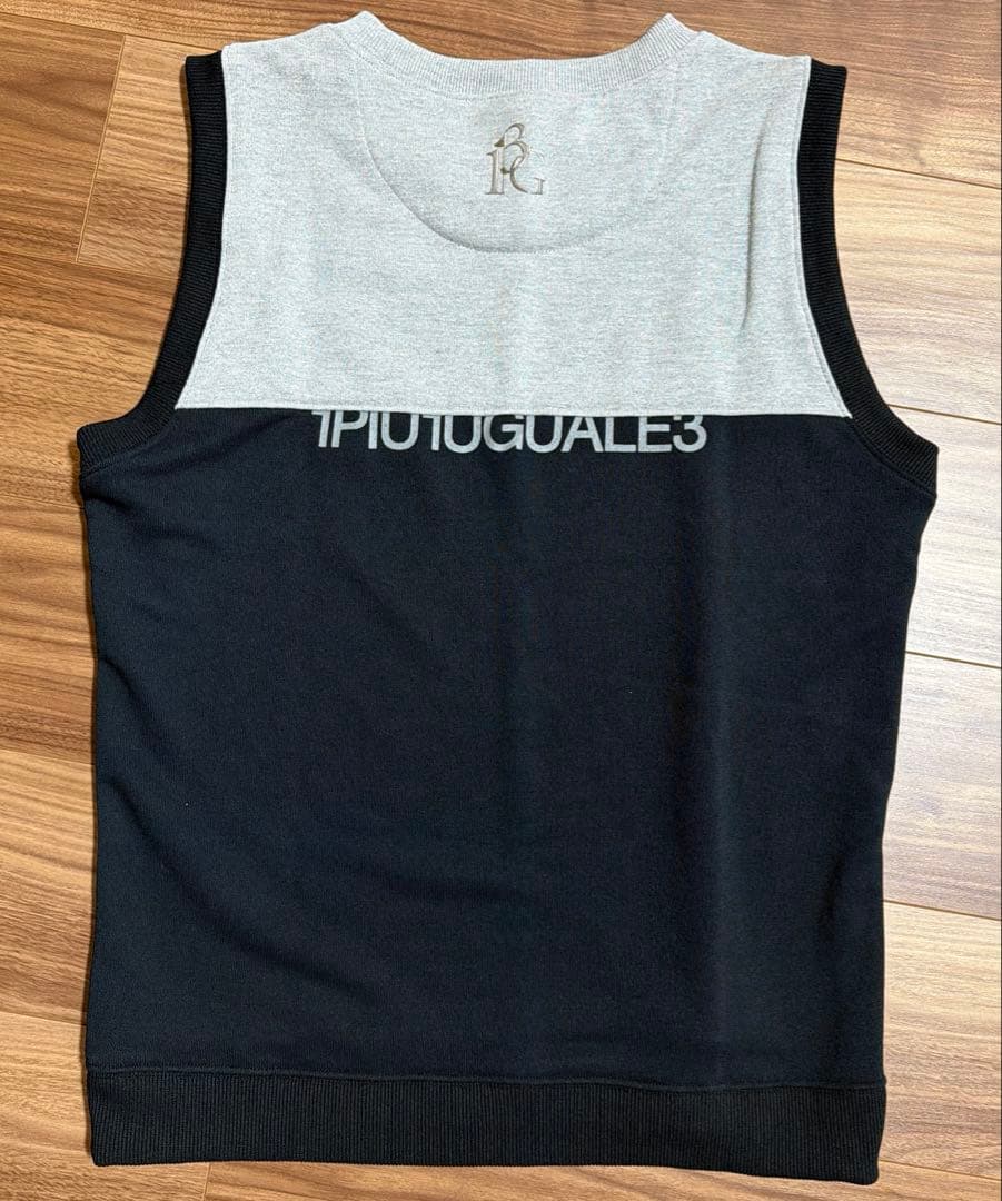 1PIU1UGUALE3 GOLF スウェットベスト