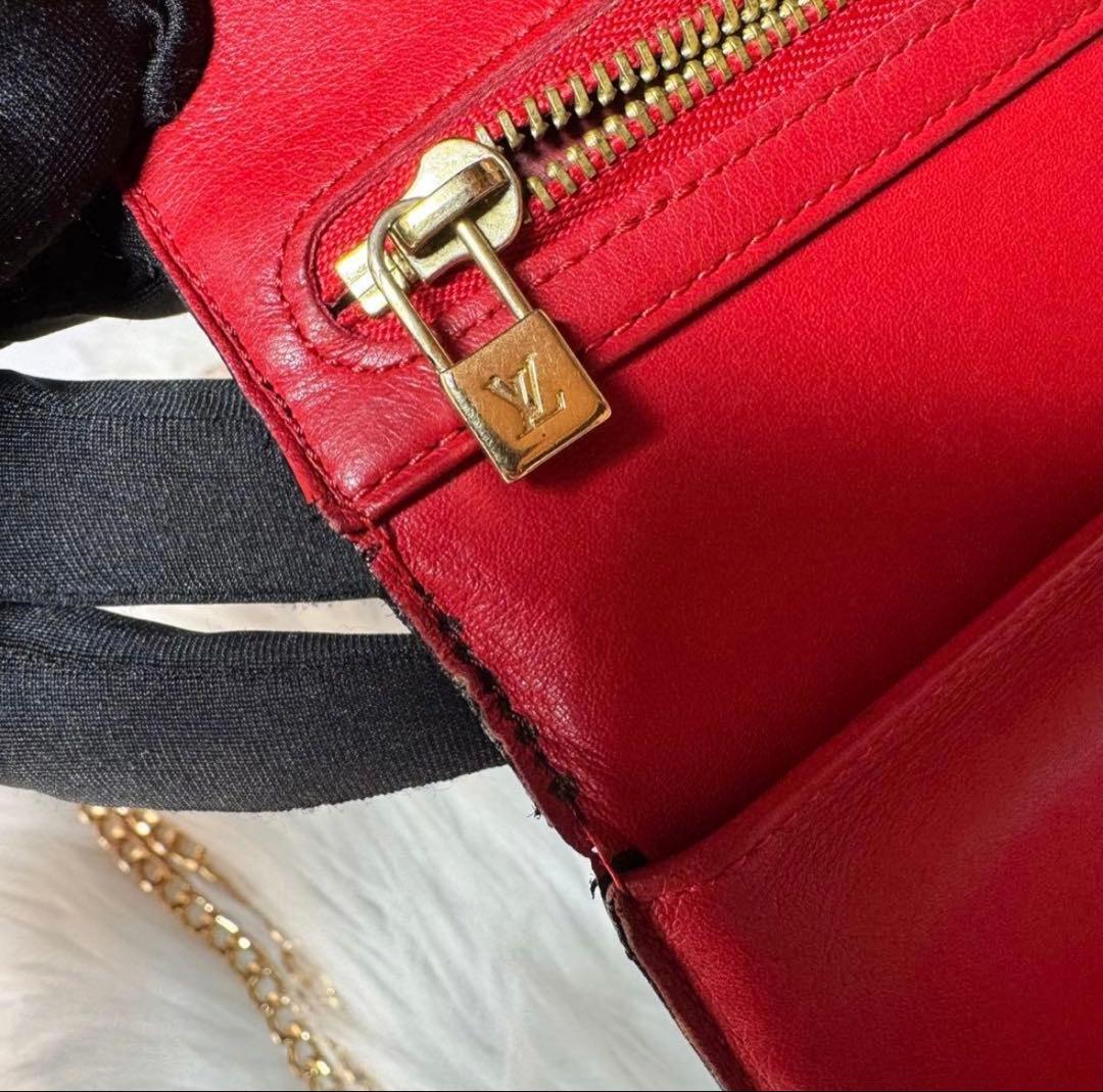 ルイヴィトン ショルダーウォレット ブラック