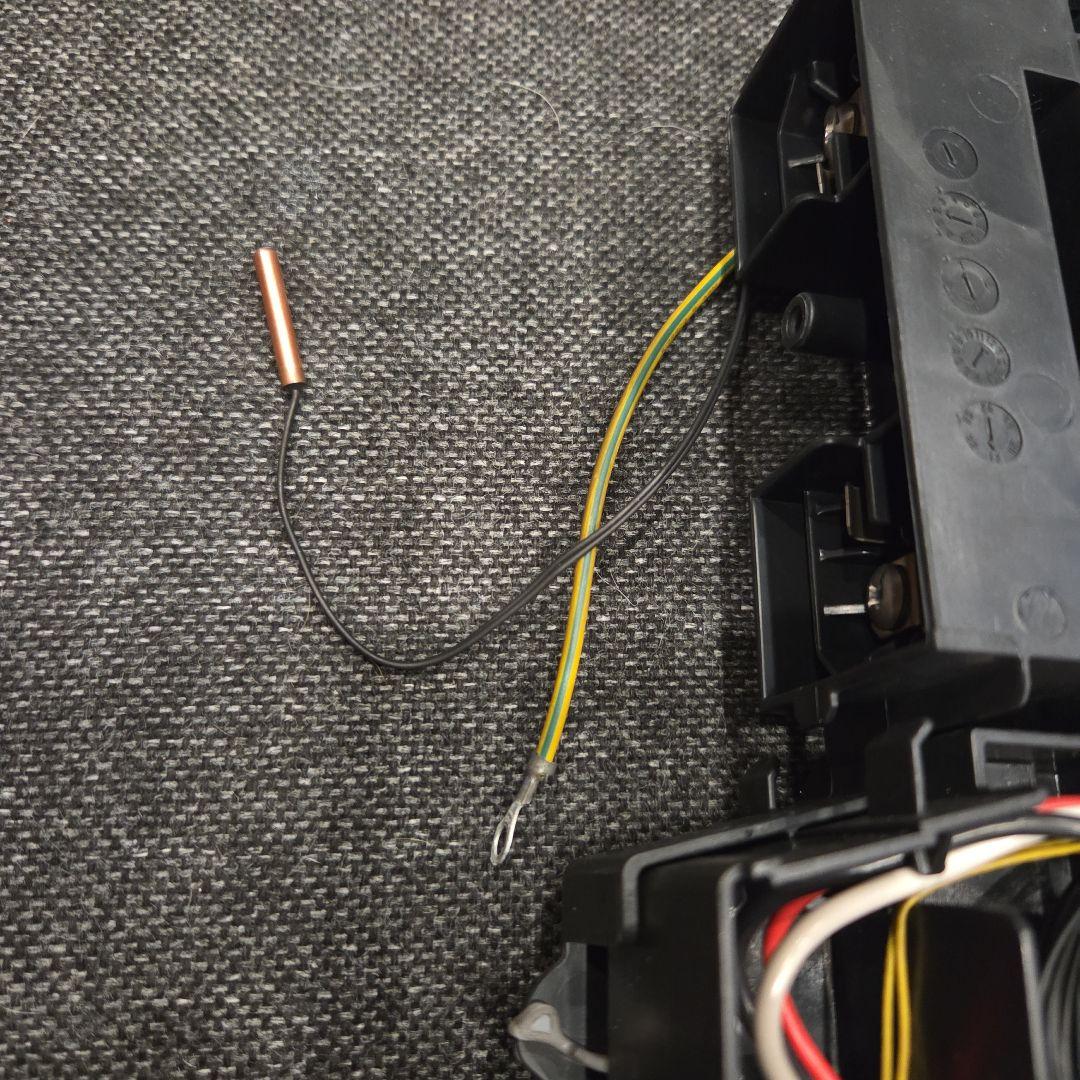 ダイキンルームエアコン室内機基板　F25YTES