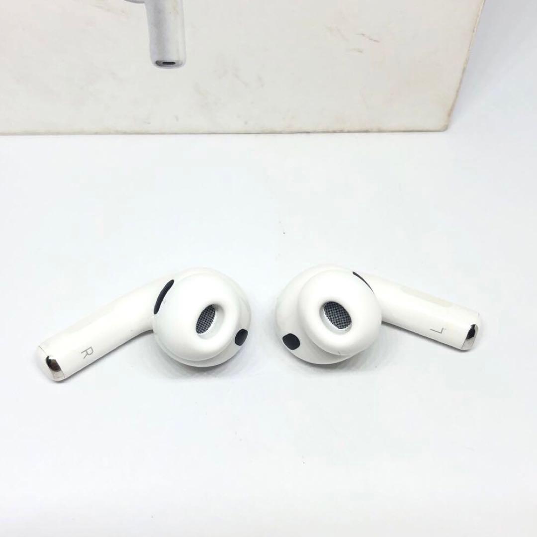 Apple AirPodsPro3 本体 充電ケース・イヤーチップ付き 第3世代