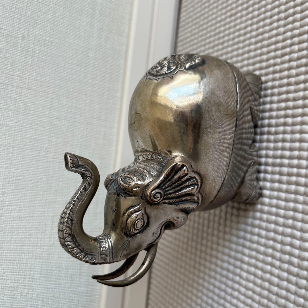 （最終価格）希少レア純銀90.0 重さ107ｇ　象小物入れ　装飾品置物　アジアン