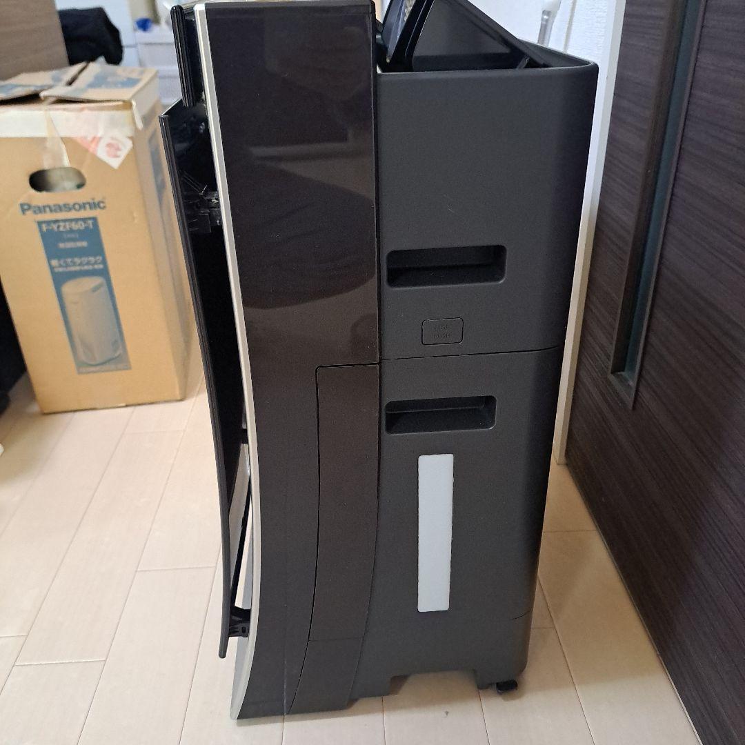 最安!Panasonic F-VXS90 空気清浄機 ブラック　2019年