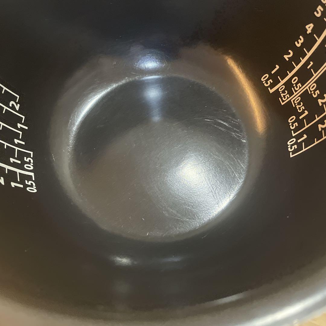 美品　TOSHIBA RC-10HR 2024年製 IH炊飯器 5.5合炊き