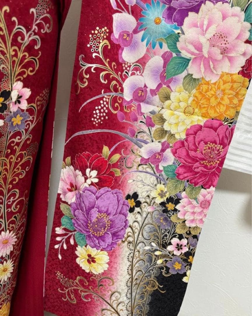 豪華振袖フルセット　赤と黒 花柄　牡丹　成人式に