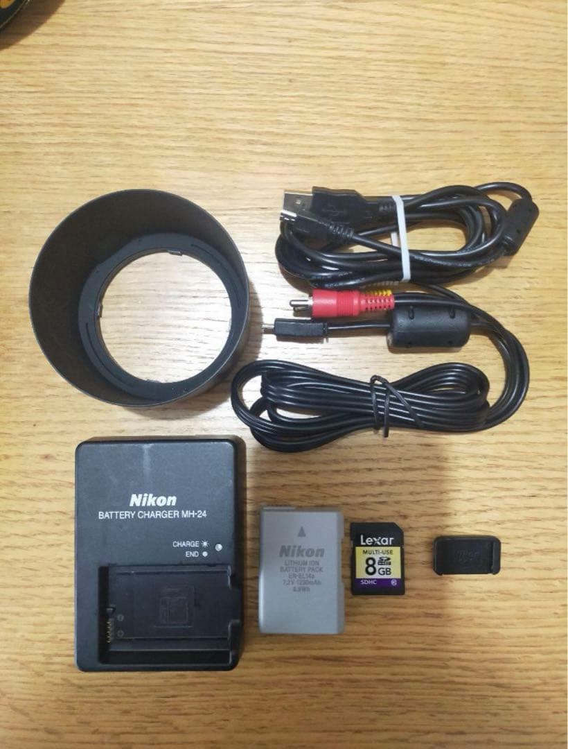 Nikon D5300 ダブルレンズ カメラ 一眼 18〜55、55〜300