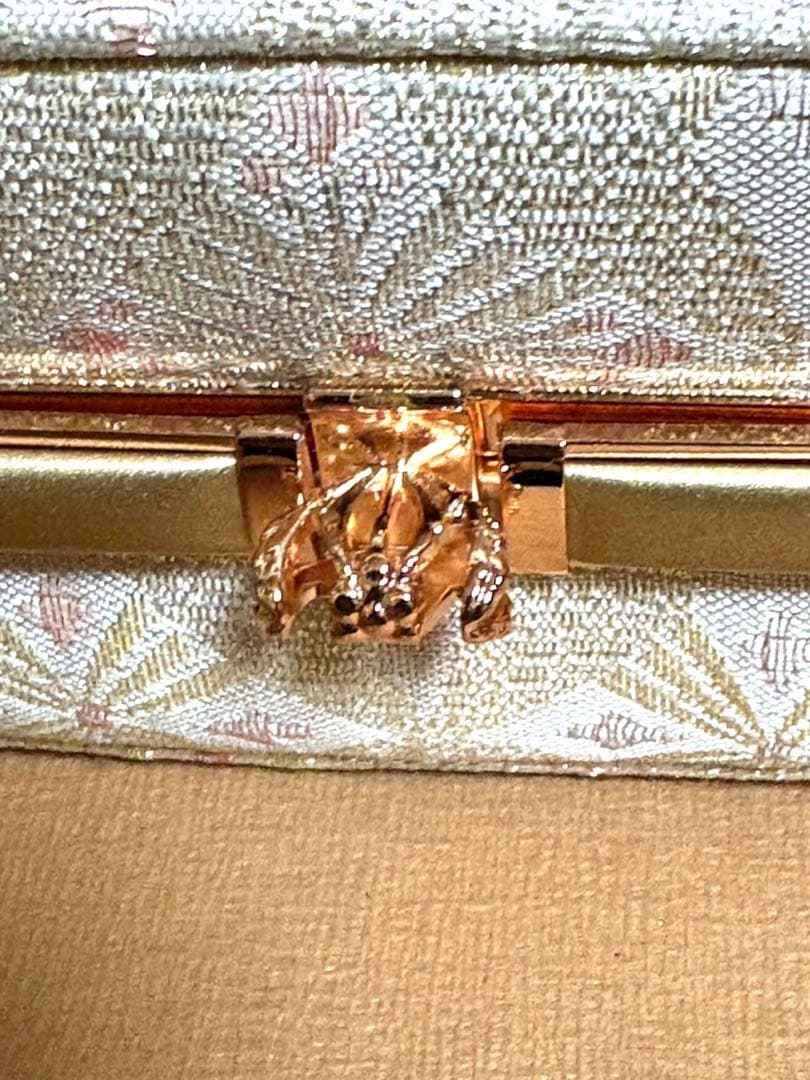 和装バッグ＆草履セット　フリーサイズ　ゴールド＆ホワイト系