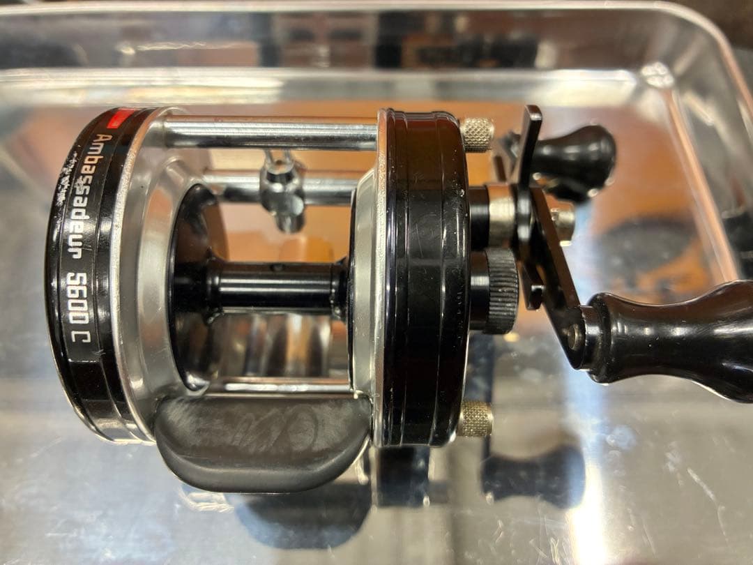 アブガルシア　アンバサダー5600C オールド　黒ベロ