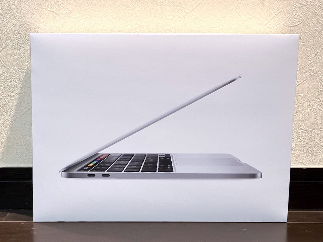 MacBook本体 MacBook Pro 13inch 2020 Core i7/32GB/1TB