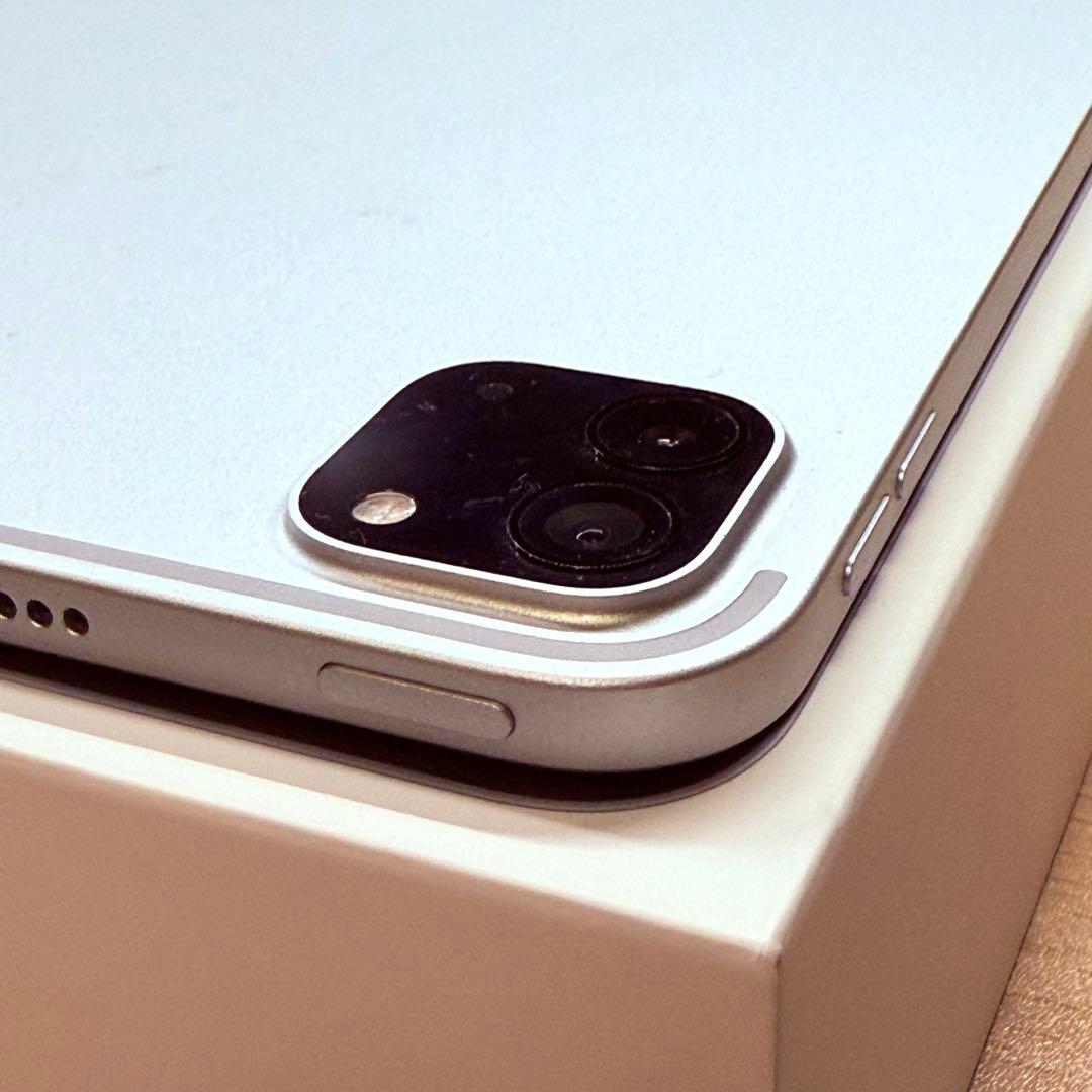 iPad Pro 12.9インチ 128GB シルバー Wi-Fi 第五世代