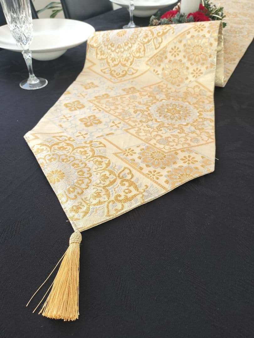 Fei1213　A885★逸品‼️クリスマス‼️テーブルランナー2m4cm