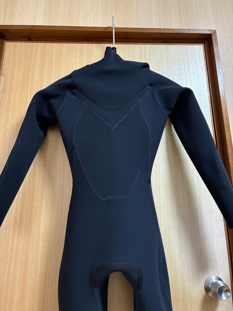 BILLABONG ノンジップウェットスーツ 3×2mm サイズML