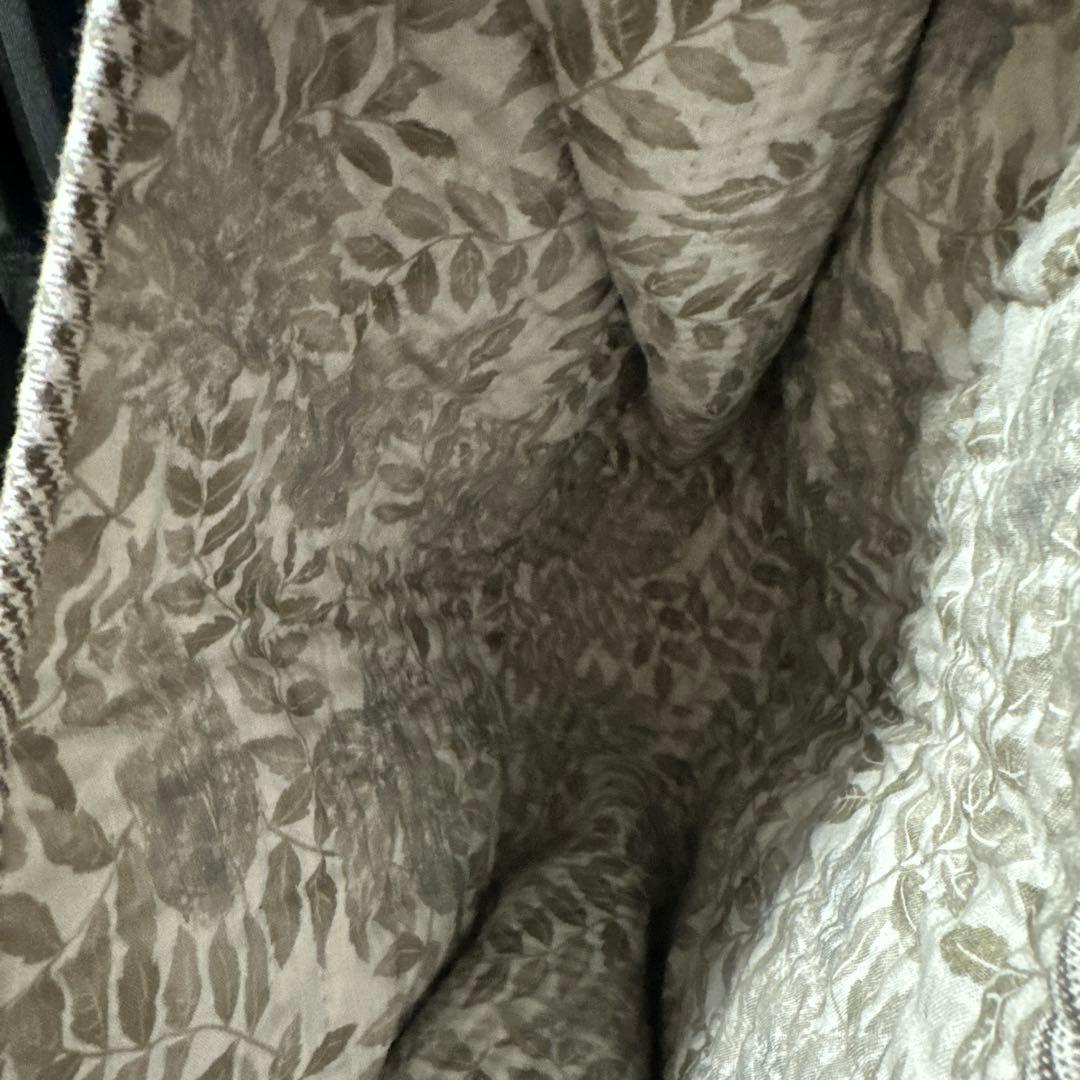 たみぽんハンドメイドパッチワークキルトの個性的なハンドバッグ