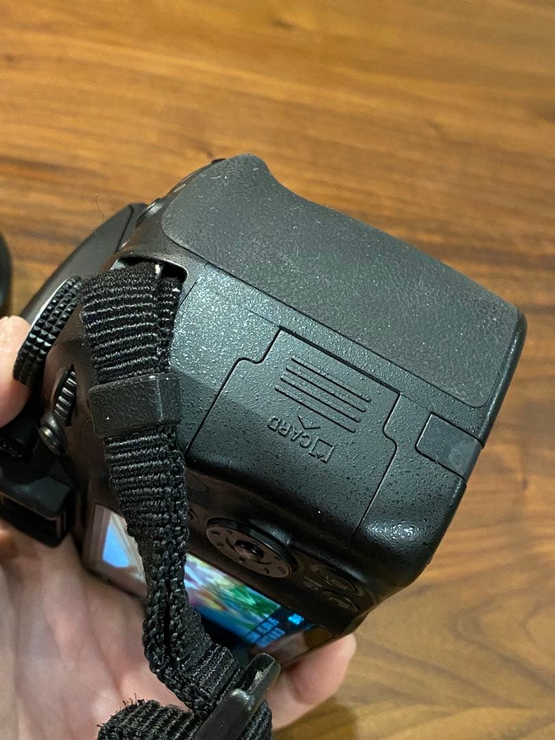 Nikon D3400 デジタル一眼カメラ　動作品　オマケレンズ付　7148枚