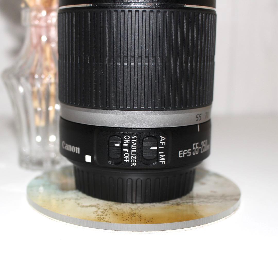 Canon 望遠レンズEF-S 55-250mm IS手ブレ補正　ズームレンズ
