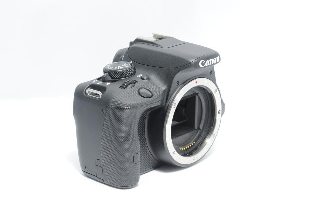 お子様の成長記録に❤️Canon Kiss X7✨小型・軽量で届いてすぐに使える