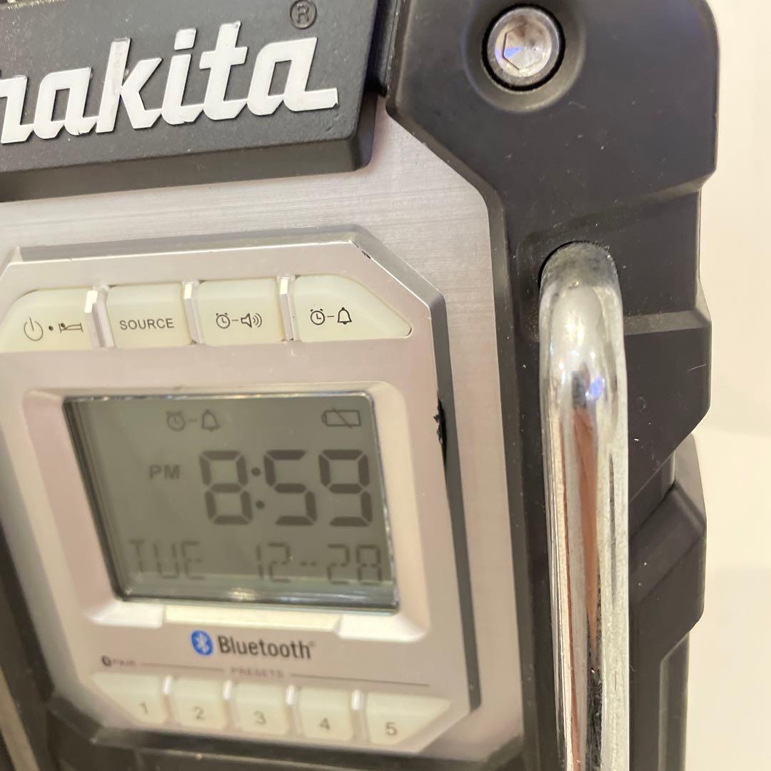 マキタ/Bluetooth/充電式ラジオ/MR108 ／充電器　バッテリー4個付