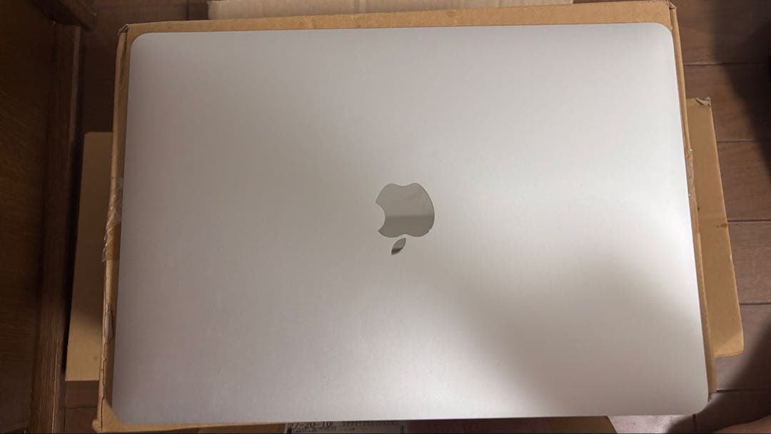 MacBook Pro 13インチ M1 8GB 256GB 初期化済　充電器付