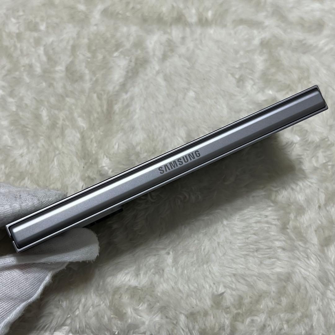 Galaxy Z Fold6 1TB シルバーシャドウ i41