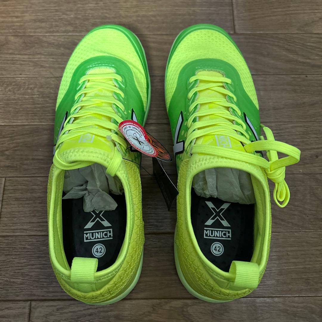 ムニック　フットサルシューズ 28cm