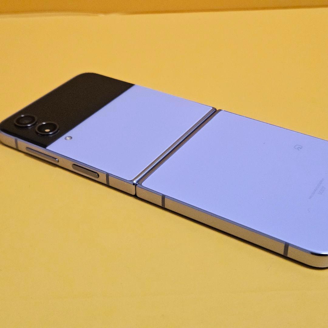 Galaxy Z Flip4 SCG17 ｜24時間以内発送#815
